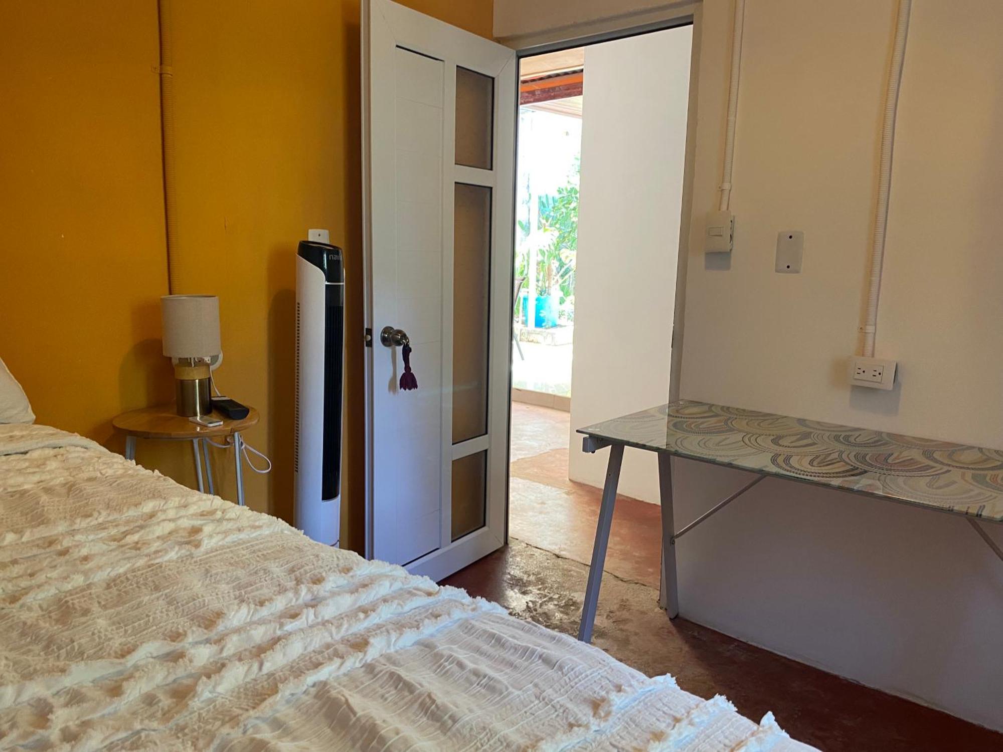El Chirris B&B San Juan La Laguna Exteriör bild