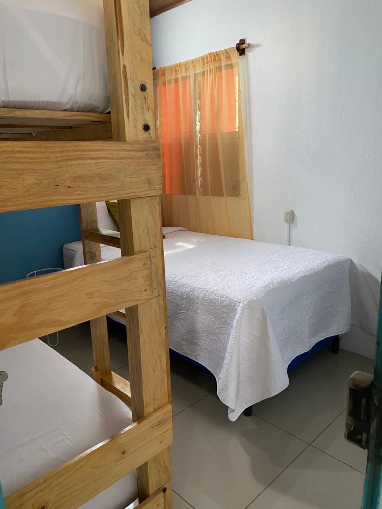 El Chirris B&B San Juan La Laguna Exteriör bild